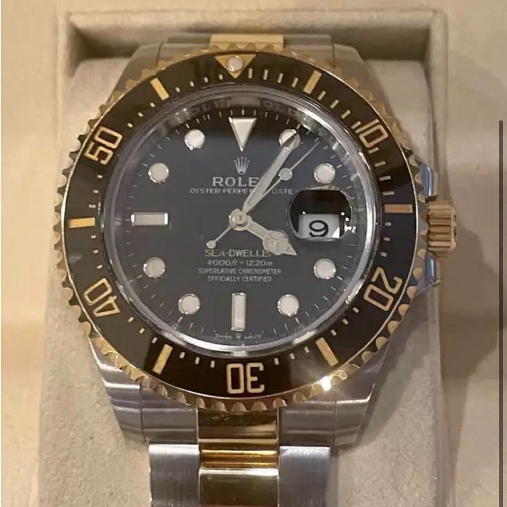 Rolex Seadweller twotone 43mm